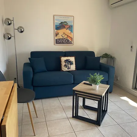 Joli T2 Climatise Avec Terrasse Et Piscine, Wifi